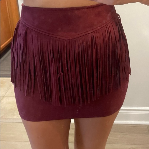 Dynamite Fringe Skirt - Picture 2 of 3